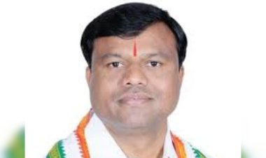 हिन्दी पत्रकारिता के शानदार 200 वर्ष पर बधाई और शुभकामनाएं : दीपक बैज