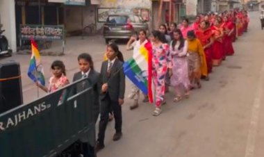 भगवान महावीर जन्म कल्याणक महोत्सव : बालोद की भव्य प्रभात फेरी में शामिल हुए सैकड़ों जैन समुदाय के लोग