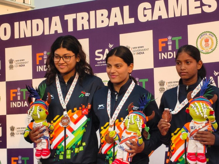 कर्नाटक के तैराक मणिकांता ने पूरी की स्वर्ण पदकों की हैट्रिक, छत्तीसगढ़ की अनुष्का भगत ने जीता दूसरा पदक
