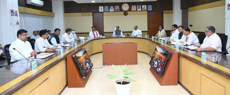 स्क्रैप से कमाई, सड़क ठेकेदारों को राहत… साय कैबिनेट ने लिए महत्वपूर्ण फैसले