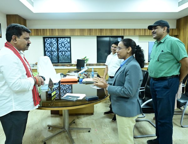 15 अगस्त समारोह के लिए धमतरी की बेटी को राष्ट्रपति भवन का आमंत्रण, डिप्टी सीएम विजय शर्मा ने दी बधाई