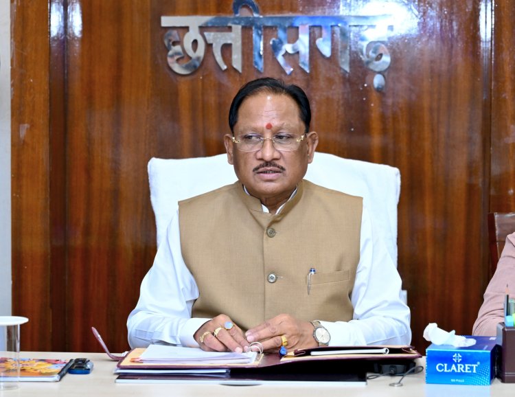 एक्शन मोड पर छत्तीसगढ़ सरकार,पीडब्लूडी के 13 अधिकारियों को कारण बताओ नोटिस,15 दिनों में मांगा जवाब