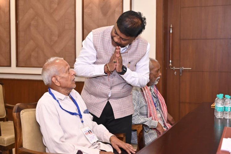गोल्डन बुक ऑफ़ वर्ल्ड रिकार्ड : मंत्री केदार कश्यप के परिवहन विभाग ने रचा विश्व कीर्तिमान,मिली वैश्विक पहचान